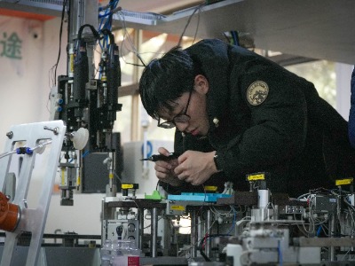 避免模块烧毁：NPN/PNP 接错的 7 步排查与救援指南